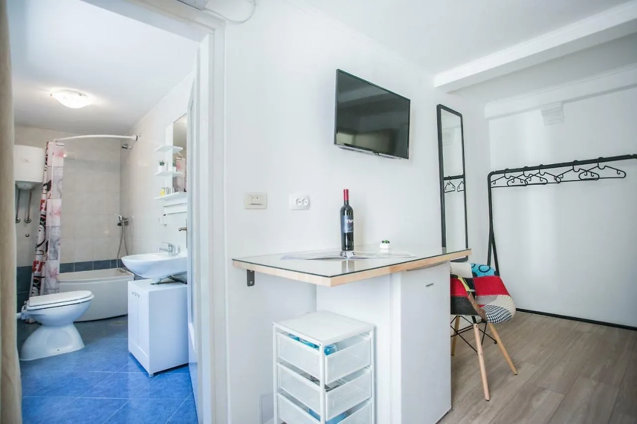 Guest House Mendi Trogir