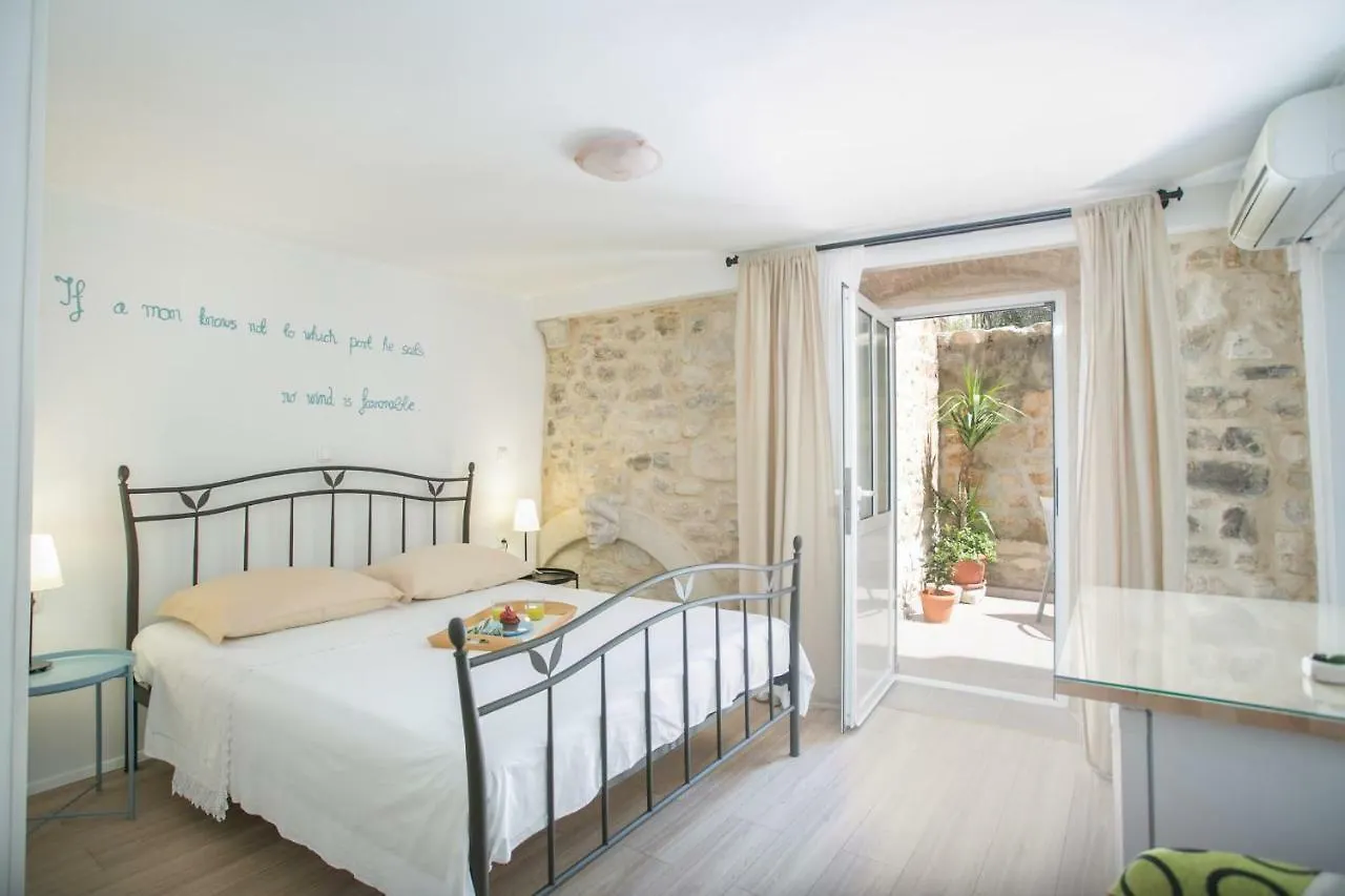 ***  Guest House Mendi Trogir Croatia