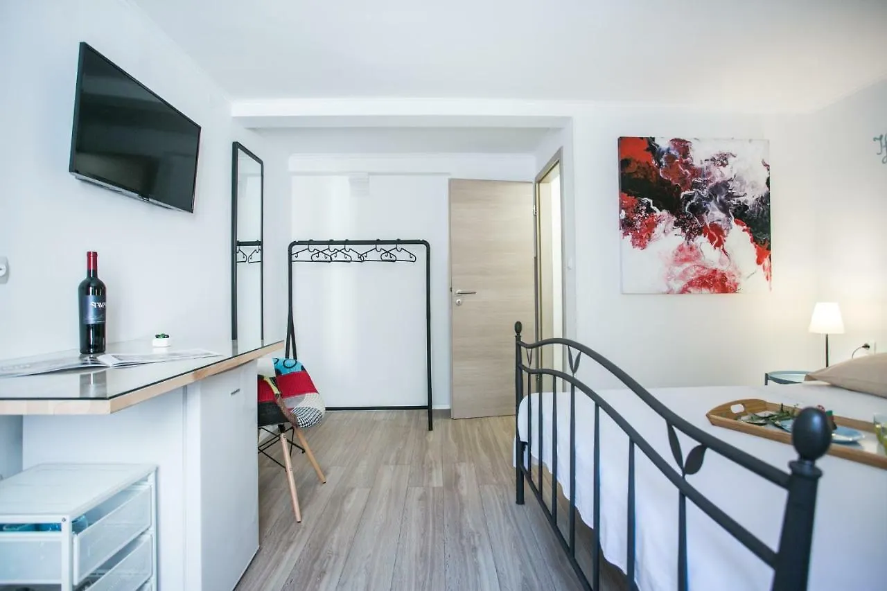Guest House Mendi Trogir